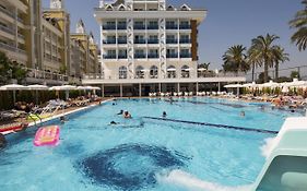 Palm World Resort & Spa Side